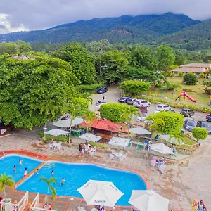 River Club & Hotel